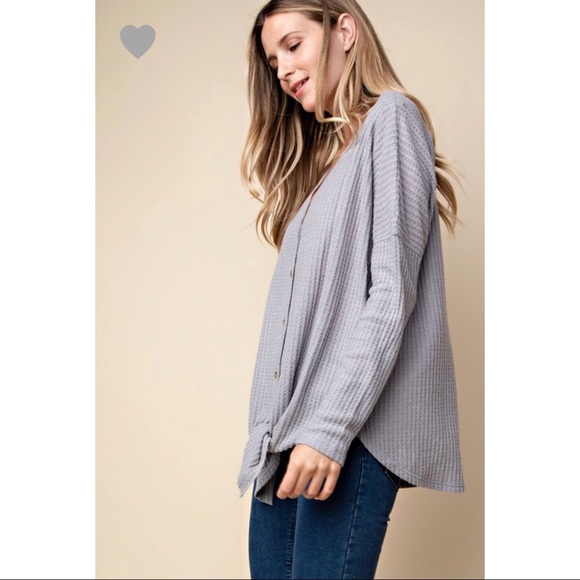 BOUTIQUE CLOSING MAKE AN OFFER - Picture 4 of 6